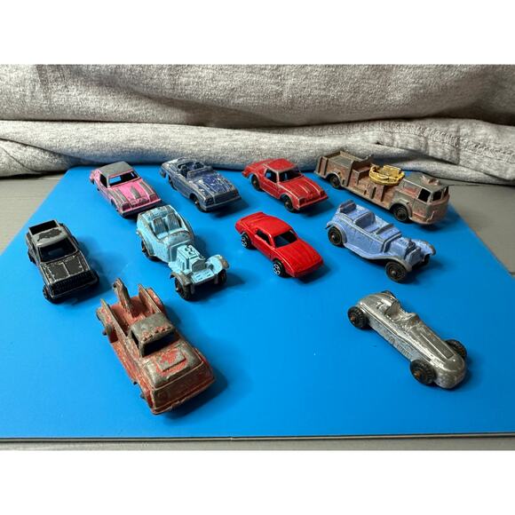 Lot of 10 Vintage Tootsie Toy Diecast Cars, Job Lot READ - Picture 2 of 6